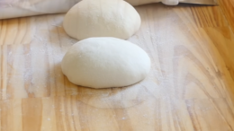 Como se hace la pizza casera con levadura